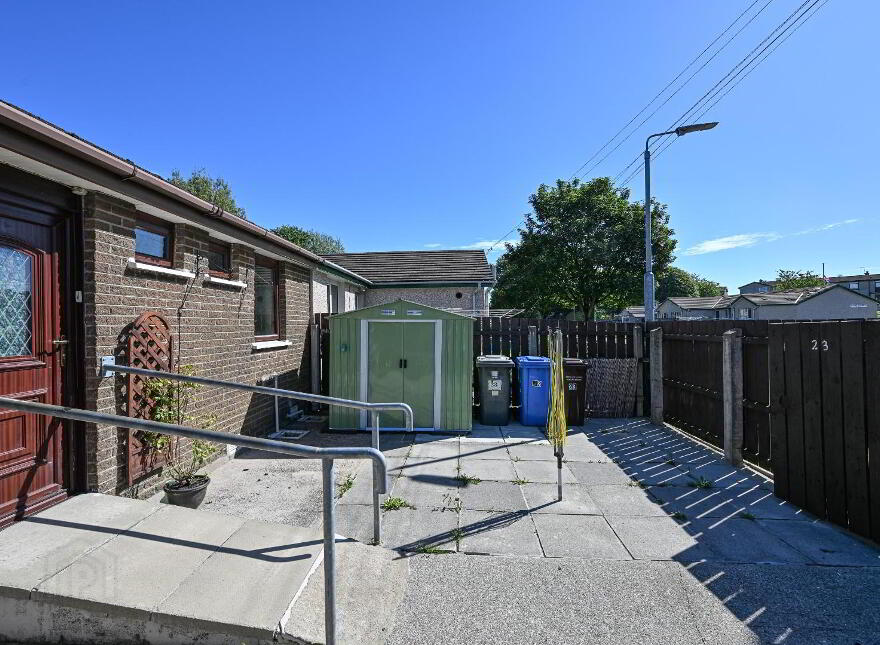 23 Ardgheean Gardens, Bangor, BT19 1SW