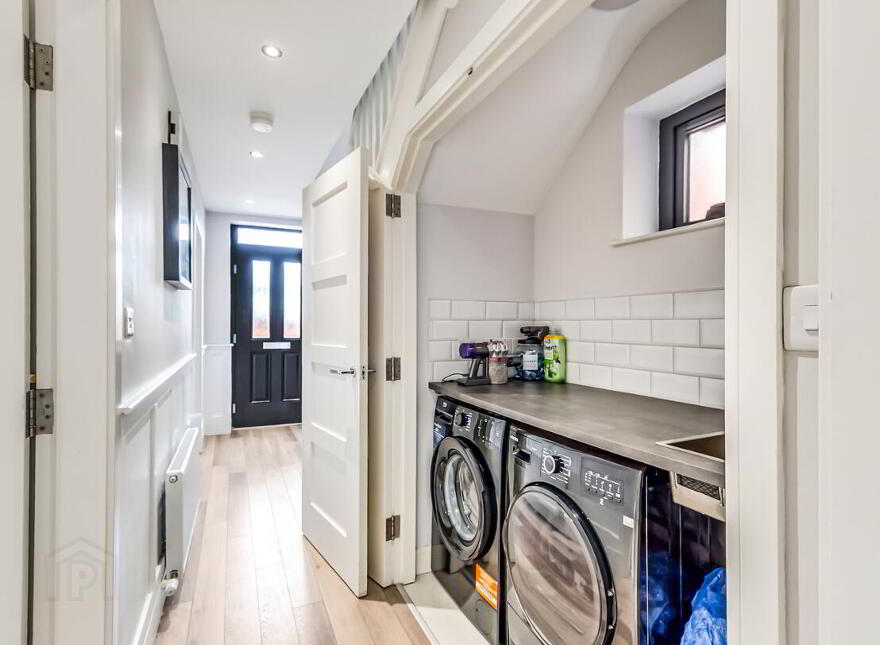 95F Bangor Road, Newtownards, BT23 7BZ