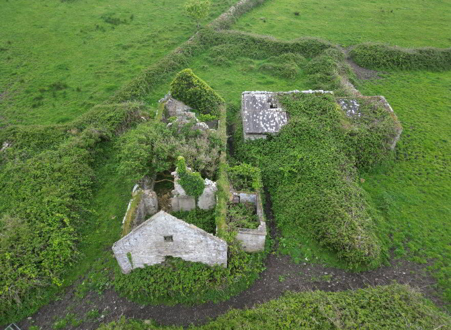 Dernish Island, Grange