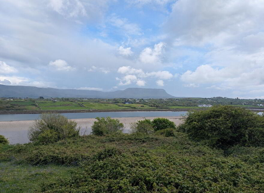 Dernish Island, Grange