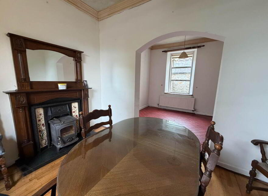 Burges, Ballylooby, Cahir, County Tipperary, E21AY77