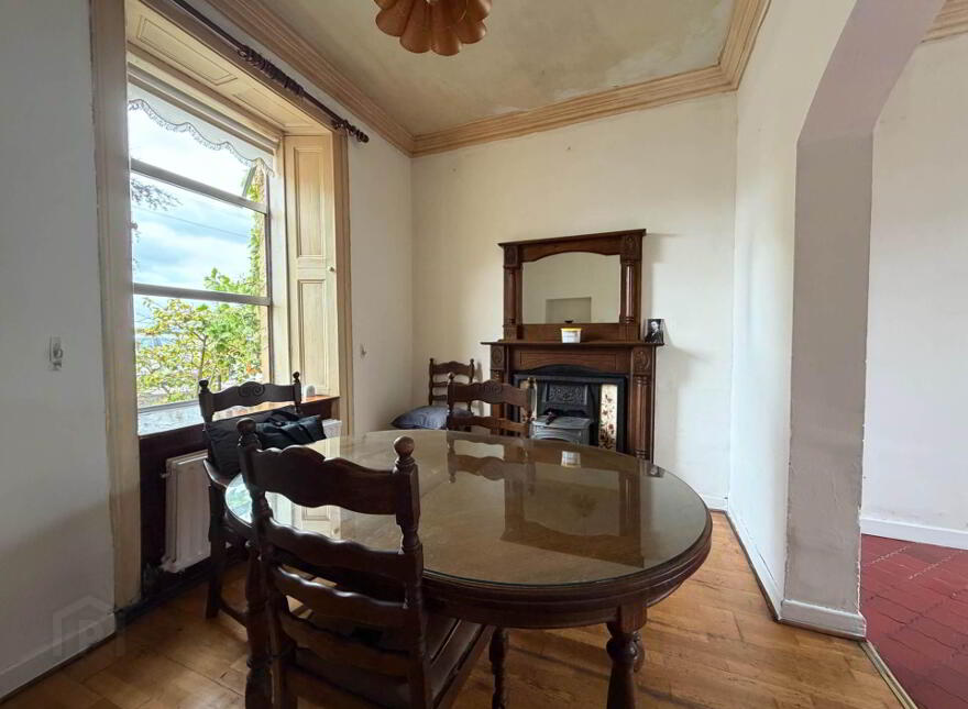 Burges, Ballylooby, Cahir, County Tipperary, E21AY77