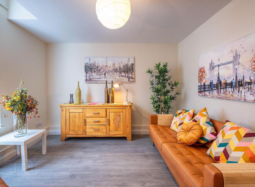 Flat 1, 19 Wellesley Avenue, Belfast, BT9 6DG