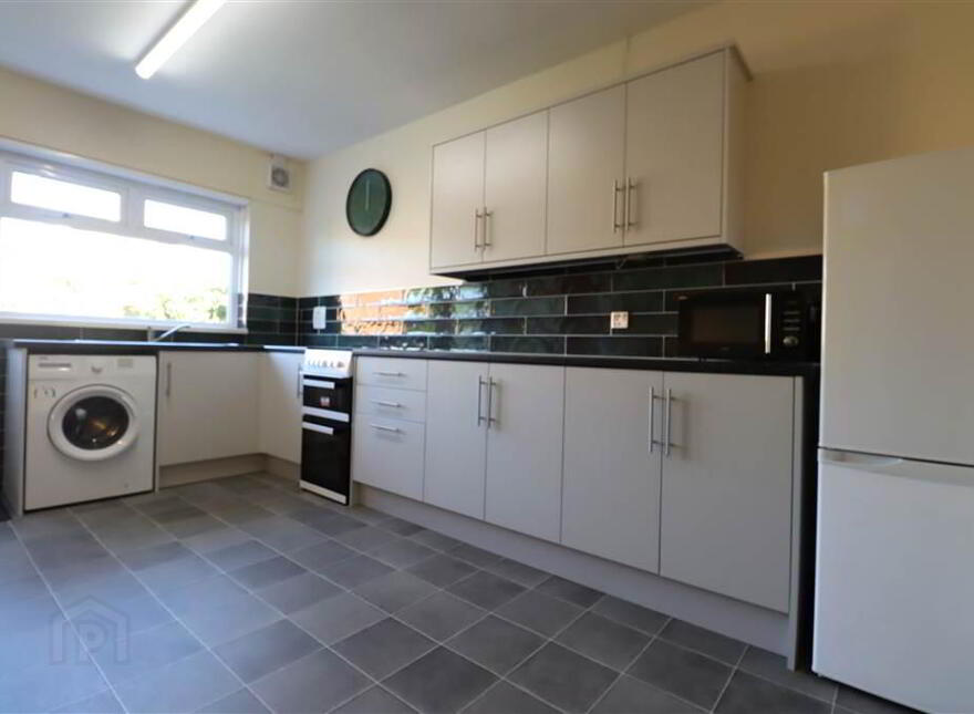 26 Monaville Drive, Lisburn, BT28 2DR