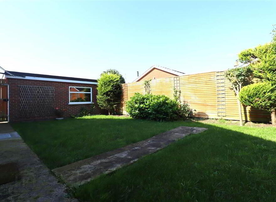26 Monaville Drive, Lisburn, BT28 2DR