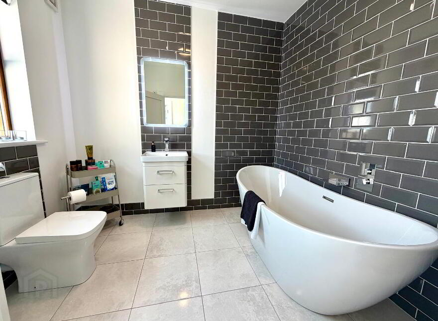 8 Owenmore Paddock, Ballinacarrow, Ballymote, F56EH95