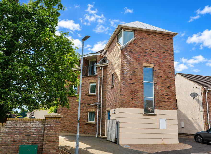 1 Drumachose Mews, Limavady, BT49 0UJ