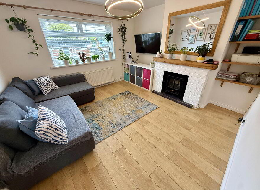 122 Clonduff Drive, Belfast, BT6 9NS