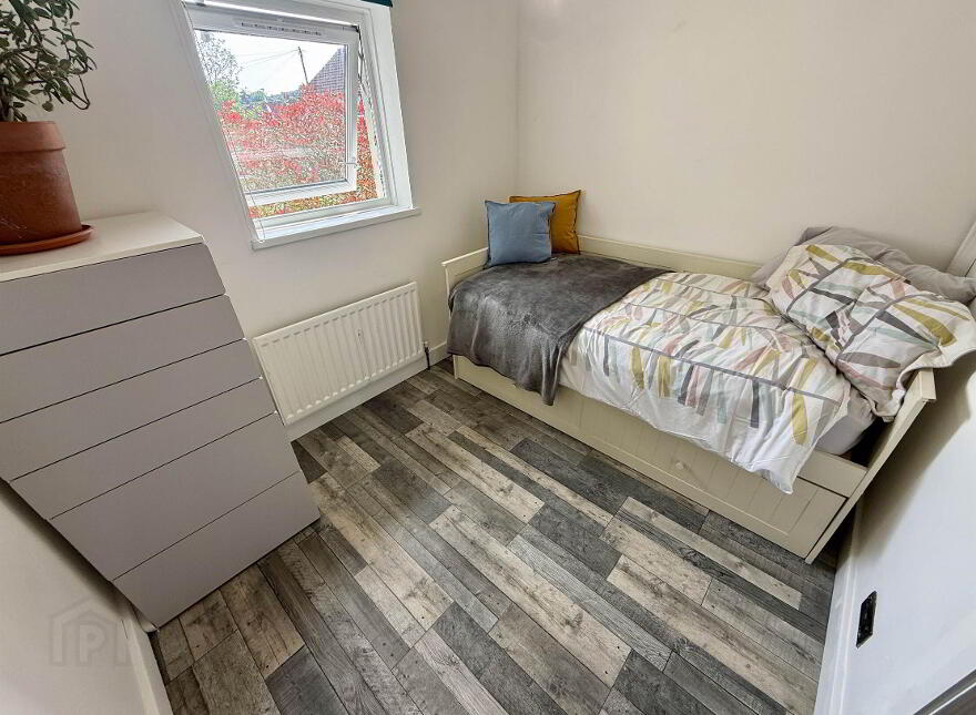 122 Clonduff Drive, Belfast, BT6 9NS