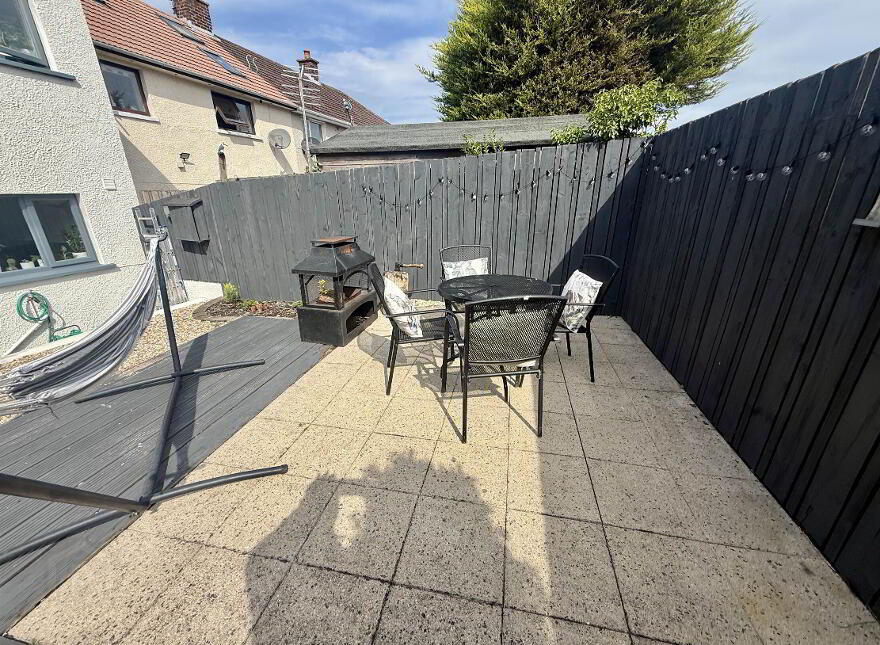 122 Clonduff Drive, Belfast, BT6 9NS
