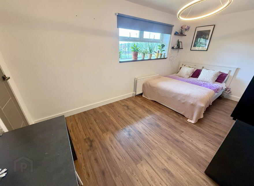 122 Clonduff Drive, Belfast, BT6 9NS