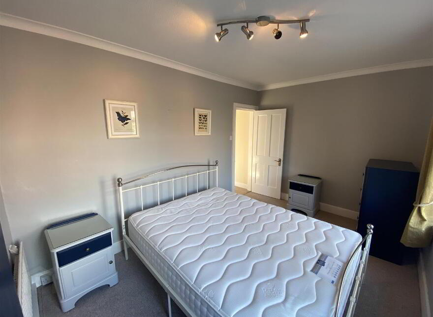 125 Bloomfield Avenue, Belfast, BT5 5AB