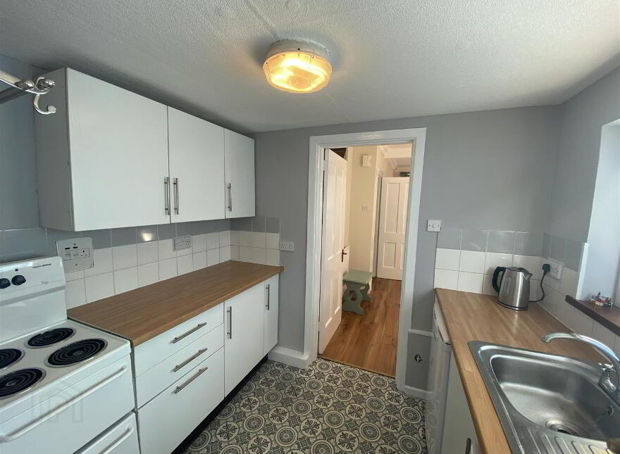 125 Bloomfield Avenue, Belfast, BT5 5AB