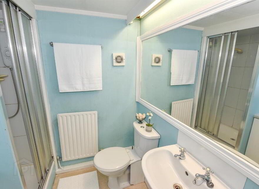 125 Bloomfield Avenue, Belfast, BT5 5AB