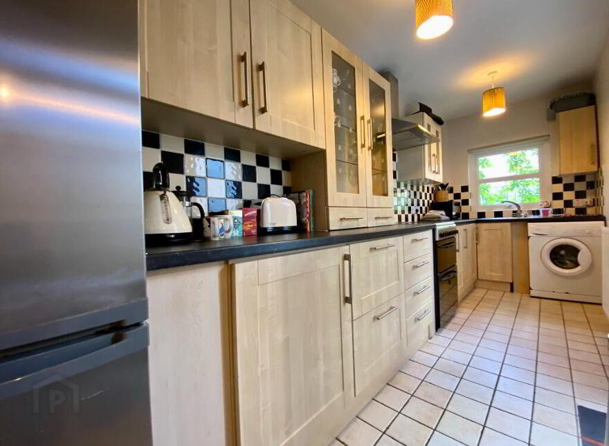 6 Sandhurst Gardens, Belfast, BT9 5AW