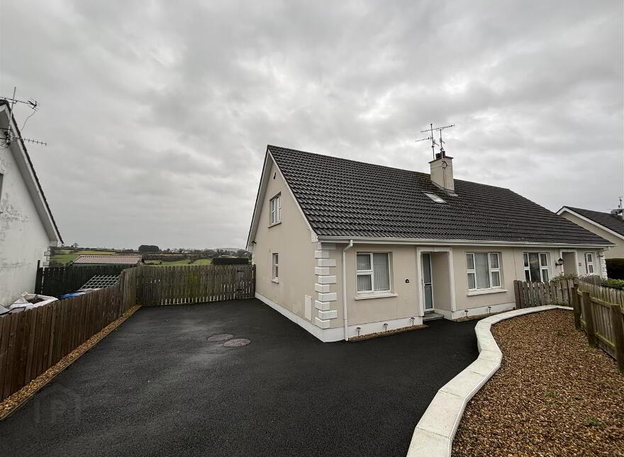 34 Rath Gullion, Killeavy, Newry, BT35 8GN