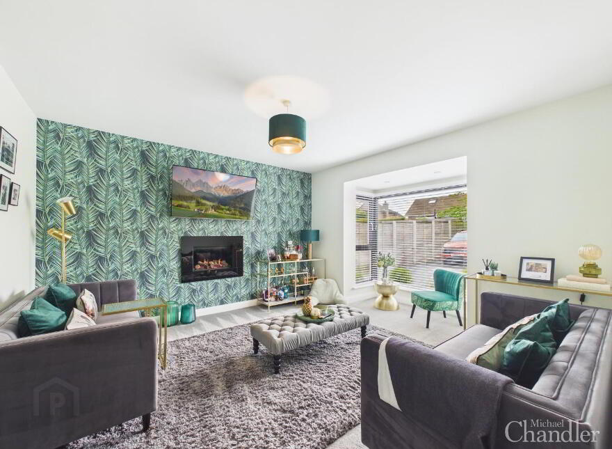 4 Knockbracken Gardens, Carryduff, Belfast, BT8 8FQ