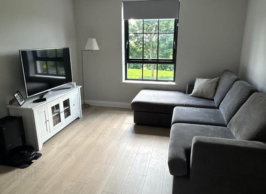 Unit 38, Sir Richard Wallace Walk, Lisburn, BT28 3RW