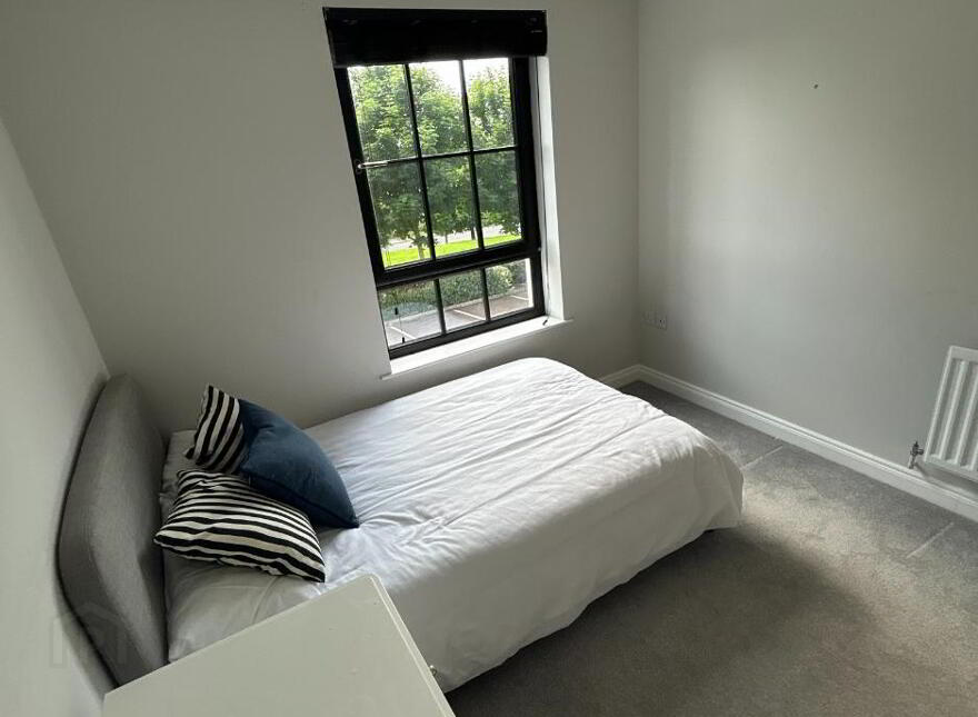 Unit 38, Sir Richard Wallace Walk, Lisburn, BT28 3RW