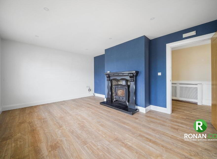 81 Castlegrange Park, Strabane, BT82 9WD