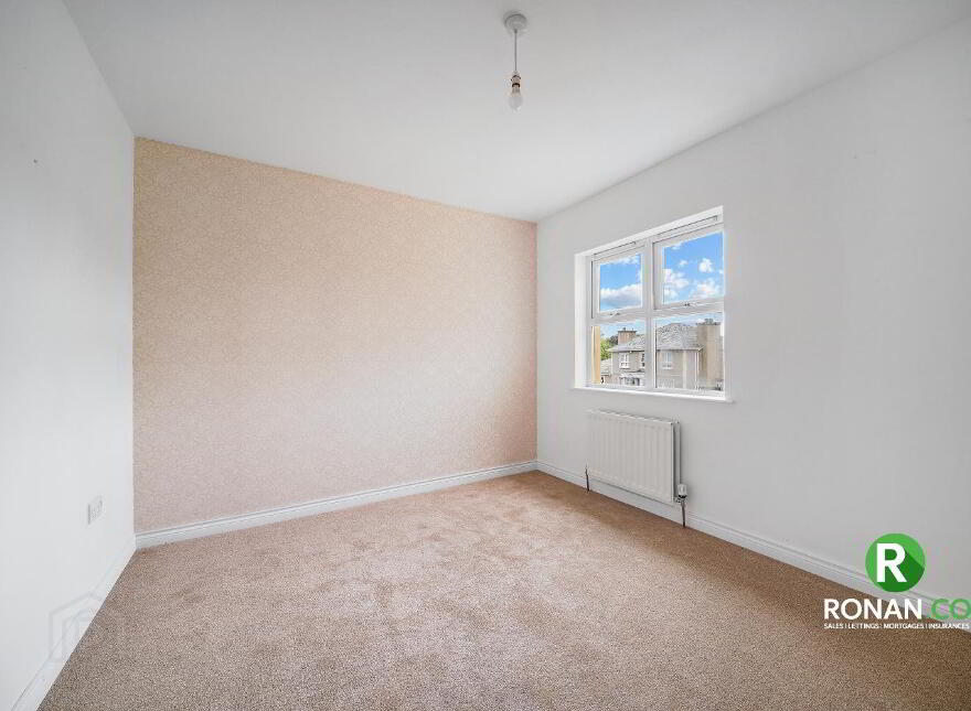 81 Castlegrange Park, Strabane, BT82 9WD