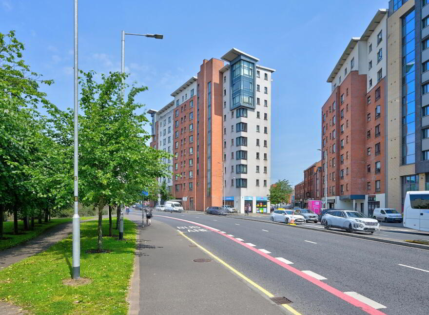 607 College Central, 4 College Avenue, Belfast, BT1 6BD
