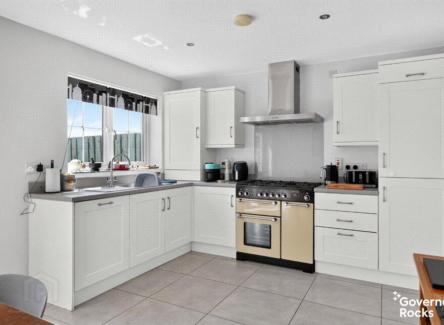 15 Rocklyn Avenue, Donaghadee, BT21 0FN
