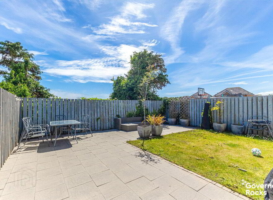 15 Rocklyn Avenue, Donaghadee, BT21 0FN