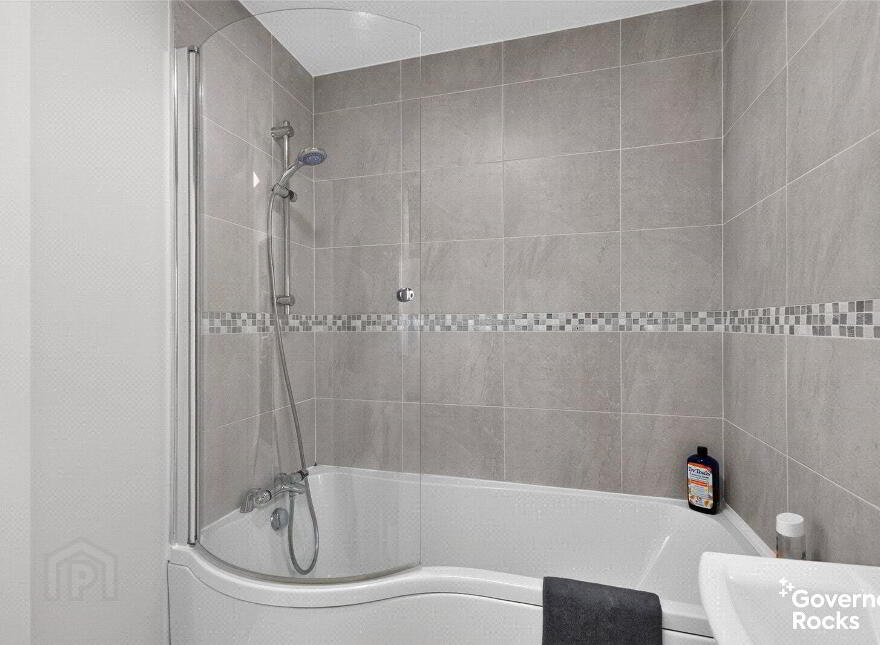 15 Rocklyn Avenue, Donaghadee, BT21 0FN