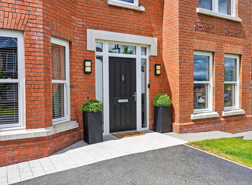 8 Richmond Wood, Lisburn, BT27 4FA