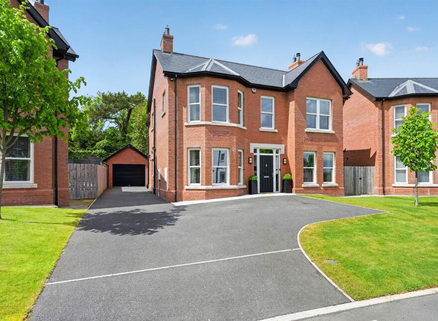 8 Richmond Wood, Lisburn, BT27 4FA