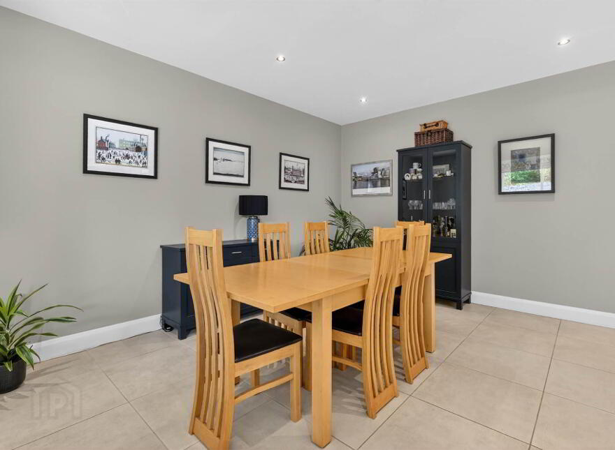8 Richmond Wood, Lisburn, BT27 4FA