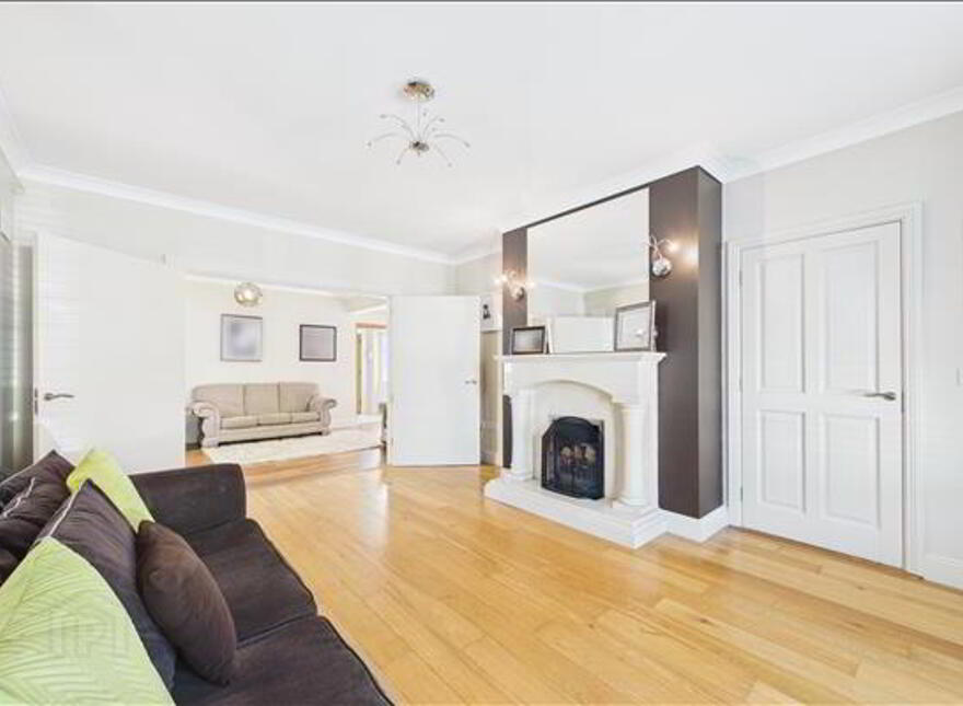Hollymount, Williamstown Road, Waterford