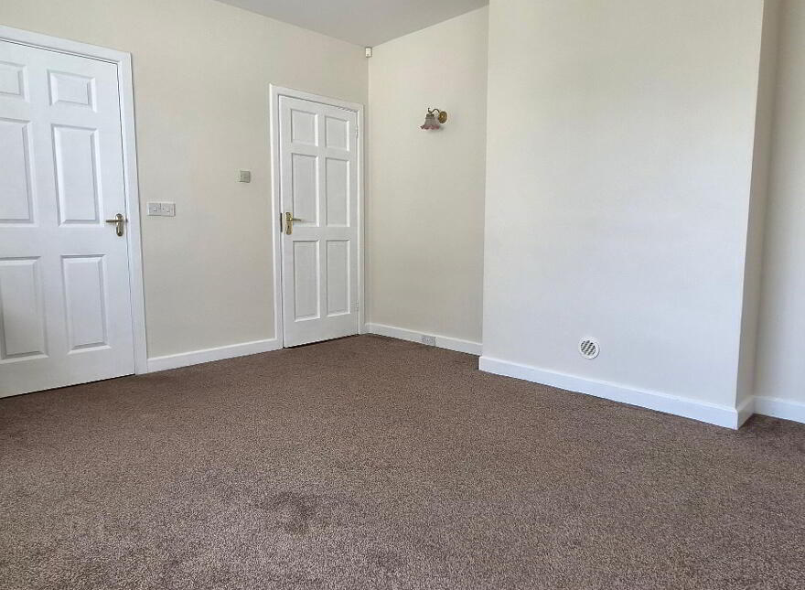 8 Shannon Lodge, Carrick-On-Shannon, N41F229