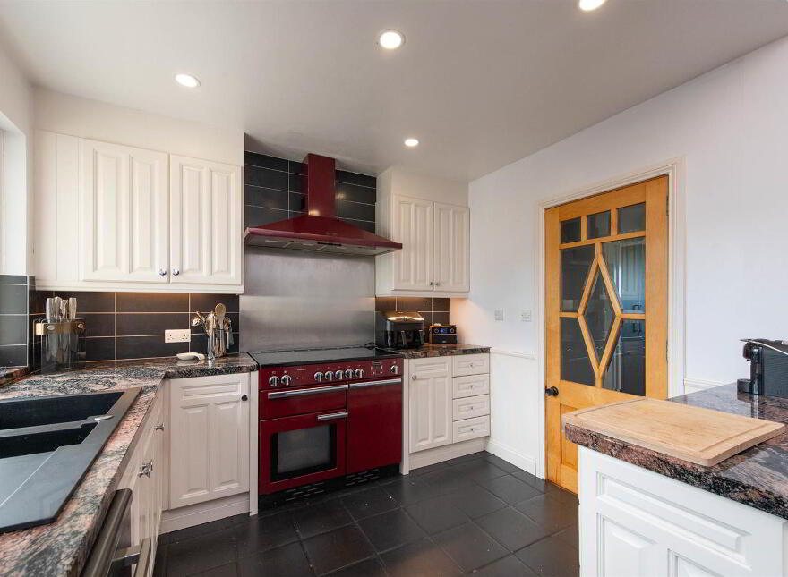 8 Bulls Eye Park, Downpatrick, BT30 6RX