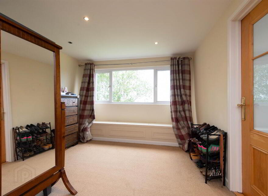 8 Bulls Eye Park, Downpatrick, BT30 6RX