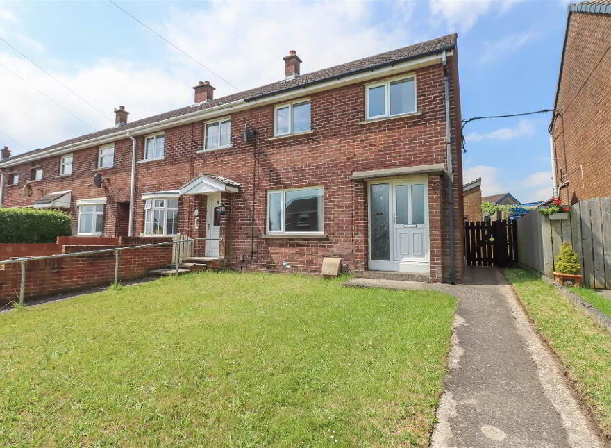 27 Brooklands Road, Dundonald, Belfast, BT16 2PD