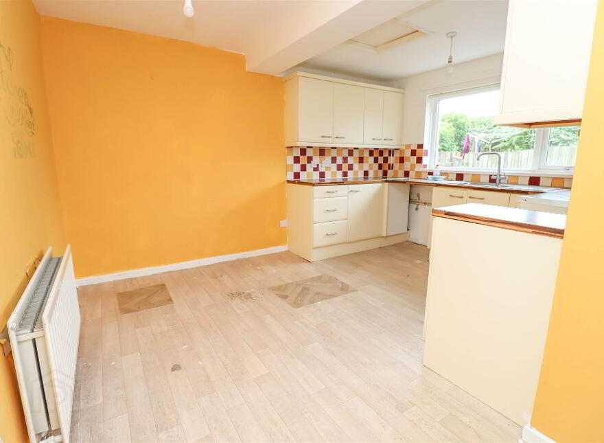 27 Brooklands Road, Dundonald, Belfast, BT16 2PD