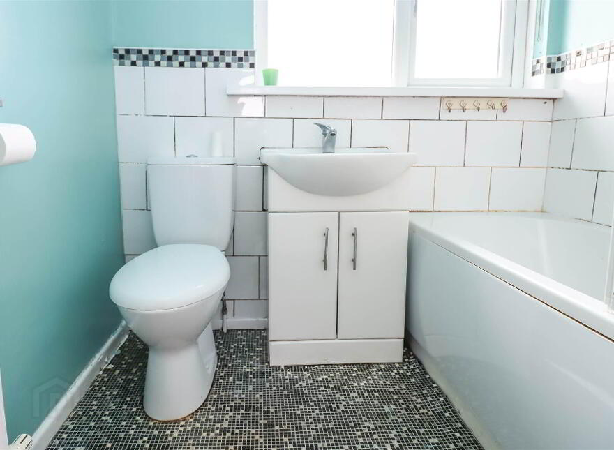 27 Brooklands Road, Dundonald, Belfast, BT16 2PD