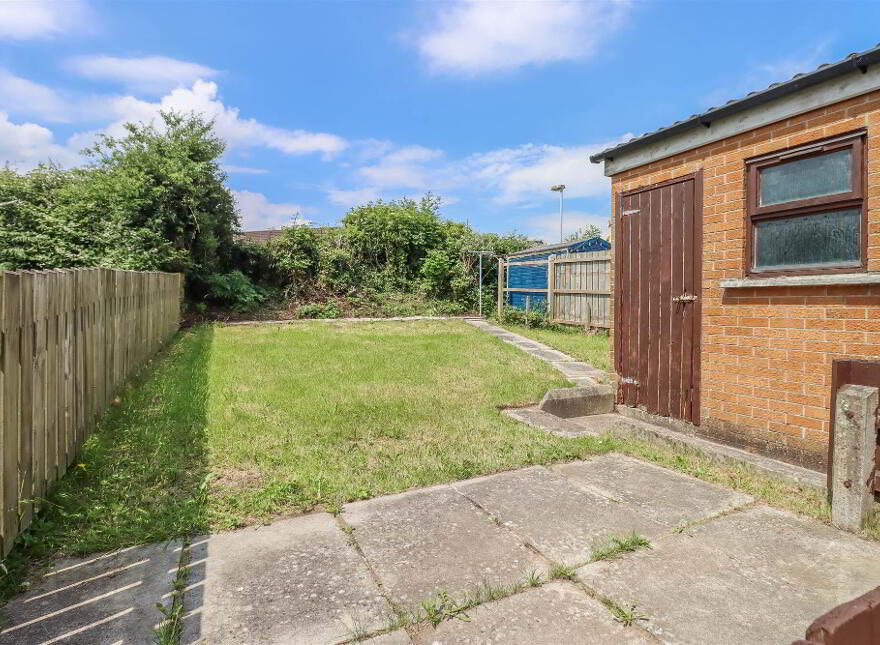 27 Brooklands Road, Dundonald, Belfast, BT16 2PD