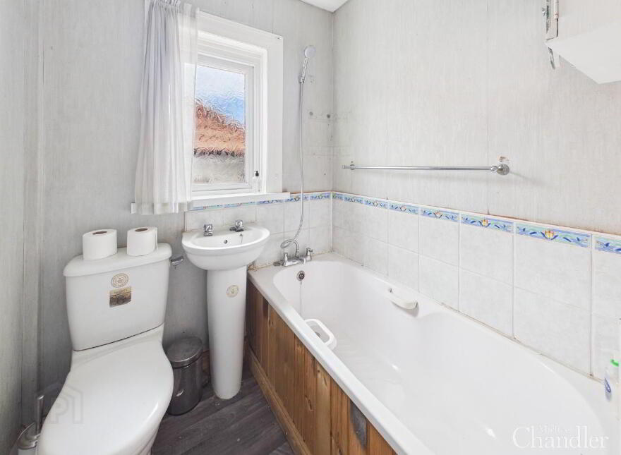 14 Sydenham Crescent, Belfast, BT4 1PX