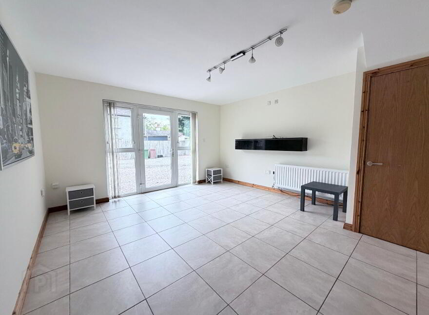 2a Duck Row, Dunbar Road, Banbridge, BT32 3FF
