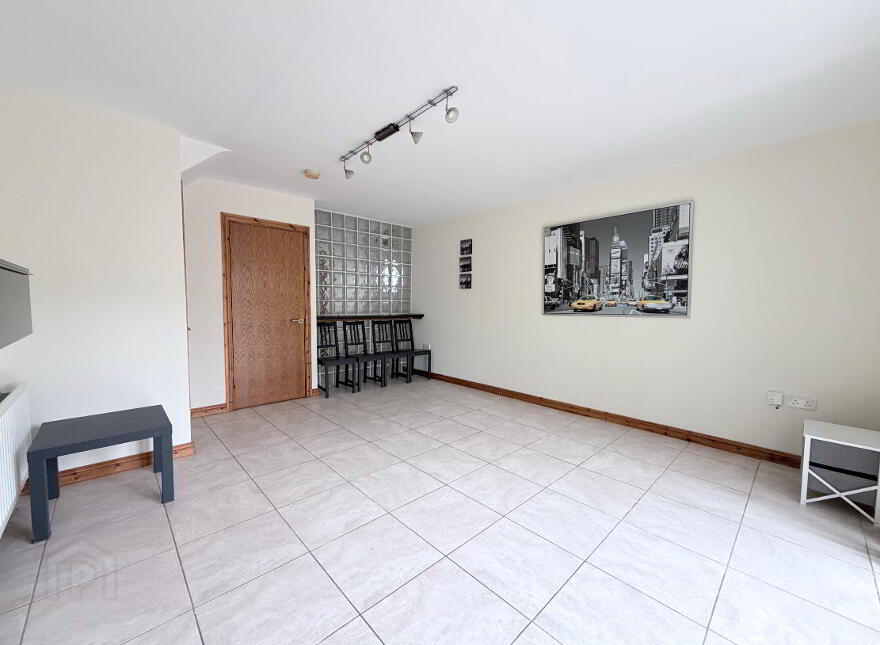 2a Duck Row, Dunbar Road, Banbridge, BT32 3FF
