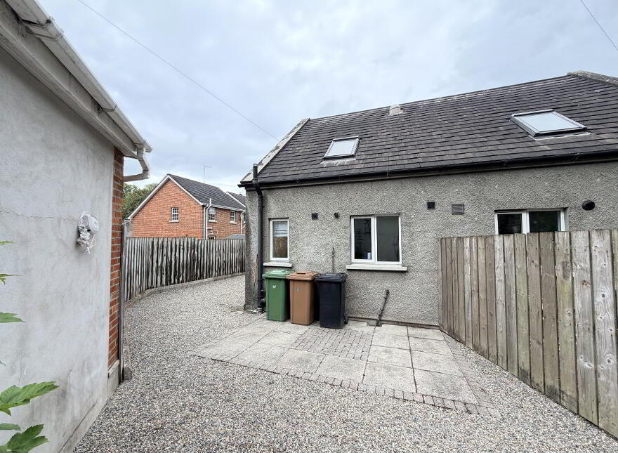 2a Duck Row, Dunbar Road, Banbridge, BT32 3FF