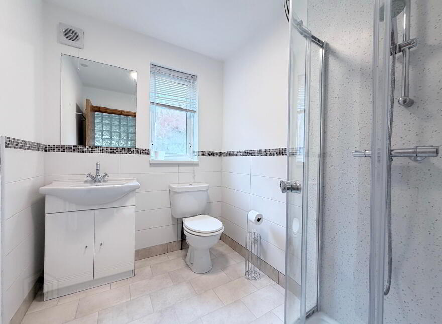 2a Duck Row, Dunbar Road, Banbridge, BT32 3FF
