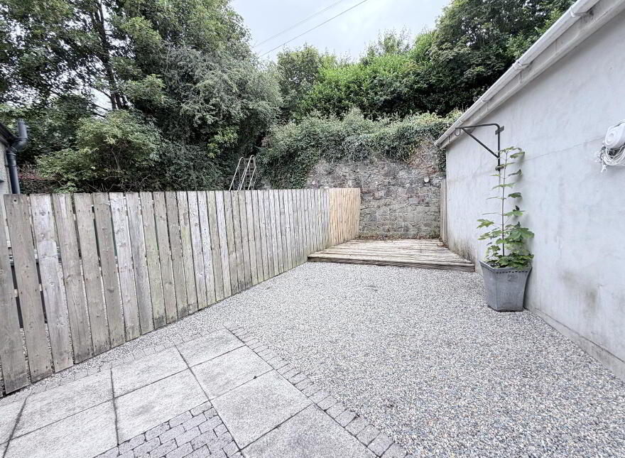 2a Duck Row, Dunbar Road, Banbridge, BT32 3FF