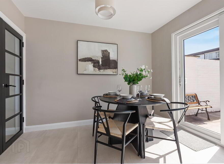 14 Ravelston Drive, Newtownabbey, BT36 6PG