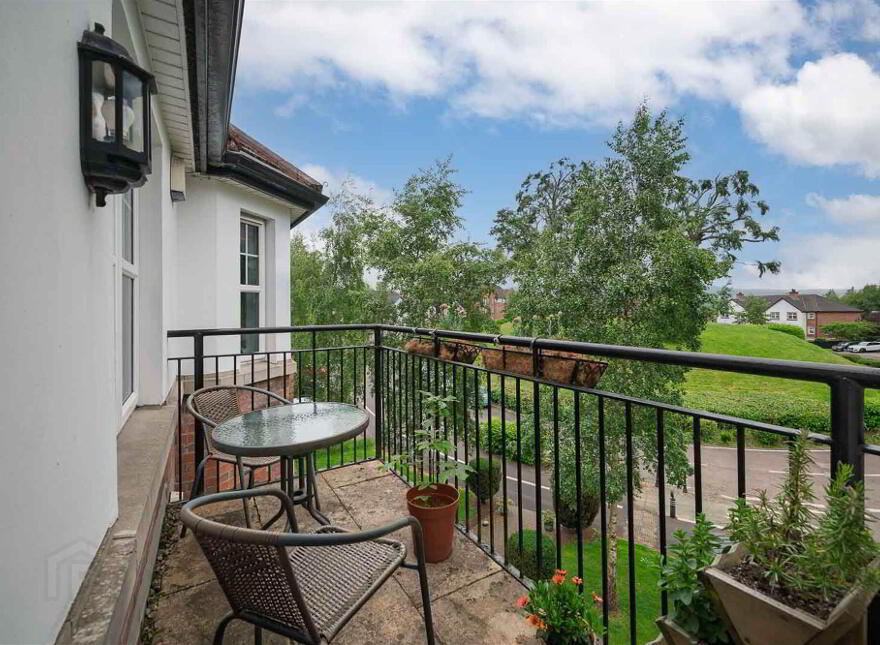 Apartment 8 Oak House 30 Beech Heights, Belfast, BT7 3LQ