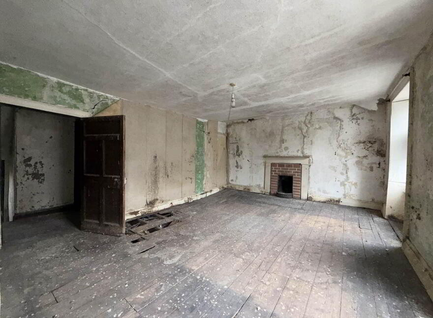 6 Wolfe Tone Street, Clonmel, E91XV57