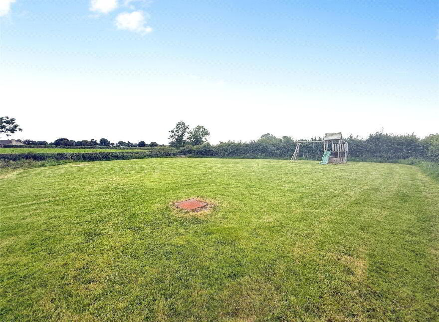 10 Portlee Road, Randalstown, BT41 3LX